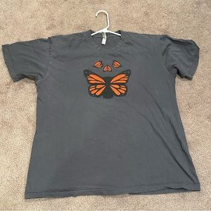 Men’s Grey Short Sleeve American Apparel butterfly skull shirt